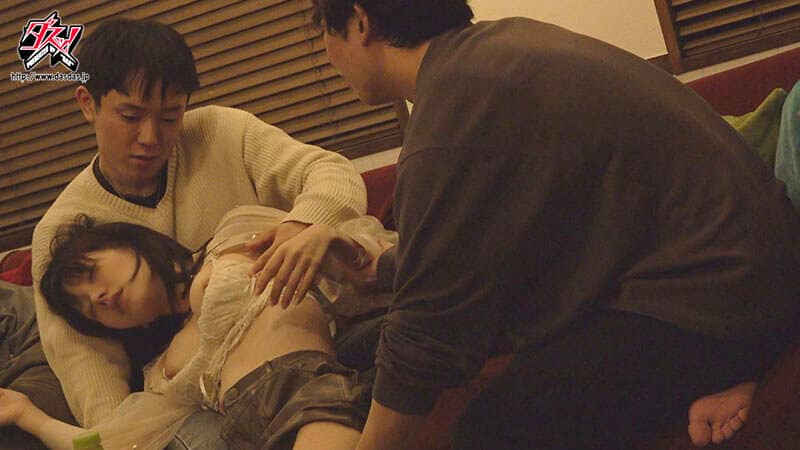 หนังavออนไลน์ เมื่อผมพาเพื่อนขี้เมา มารุมเด้าเมียตัวเอง DASS-944 1
