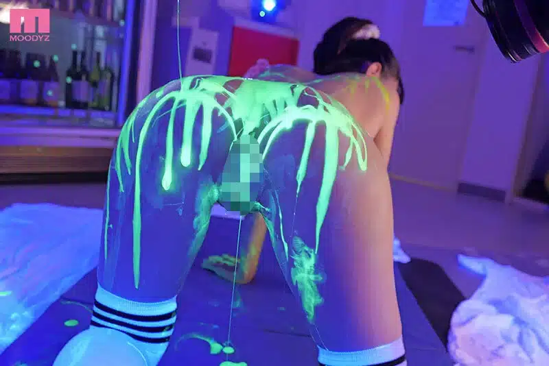 pornjav สาวพาร์ทไทม์ เย็ดเสียวแตกในหลังร้าน MIDA-696 1