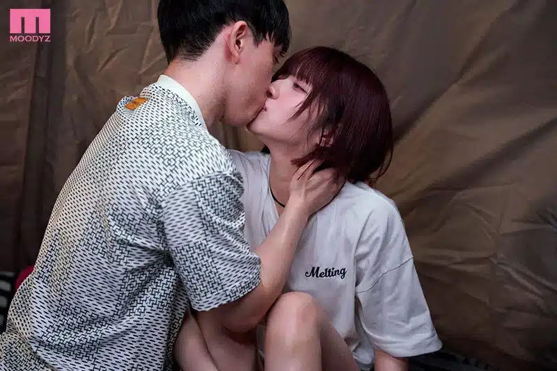หนัง av porn เทศกาลดนตรี ฉันโดนเย็ดหีเปิดซิงใต้แสงจันทร์ MIDA-706 2