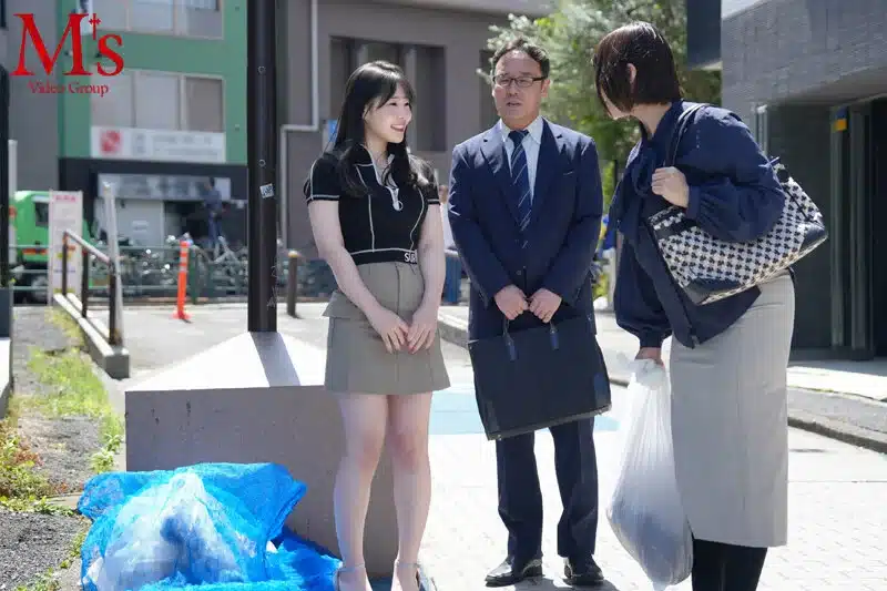 ดูjavออนไลน์ แอบมองสาวบ้านตรงข้ามจนหำโด่ ลองขอเย็ด MVSH-003 1